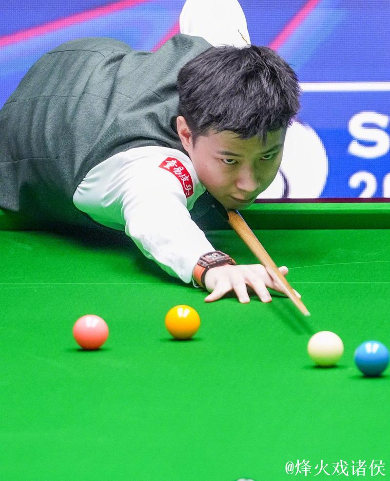 5-4领先惨遭6连败!赵心童遗憾止步上海大师赛半决赛 5-4领先惨遭6连败!赵心童遗憾止步上海大师赛半决赛